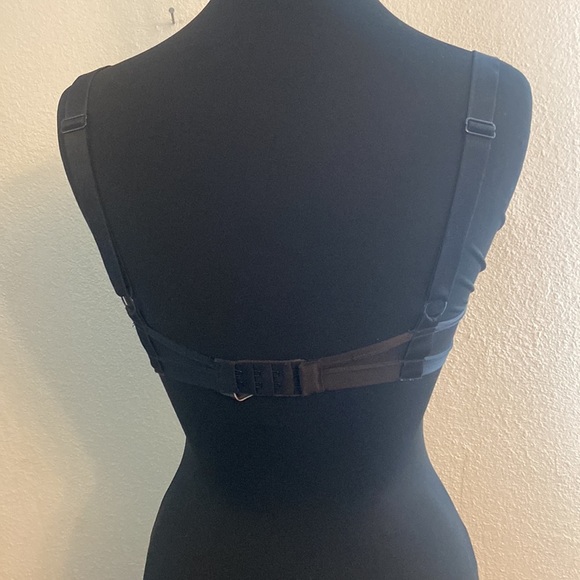 Victorias Secret Black Square design - Picture 3 of 6